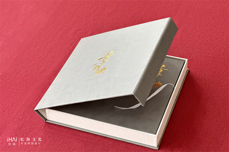 制作女领导工作记录相册-忆海文化